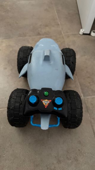 Coche teledirigido tiburón Monster Jam
