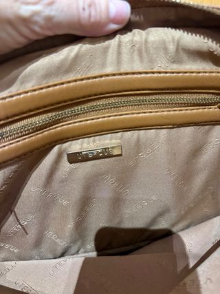 Bolso Uterqüe de cuero natural