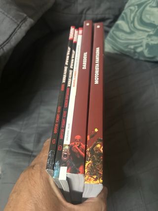 Lote 5 comics Marvel Darth Vader Daredevil Motoris