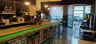 Oportunidad de negocio,se traspasa bar en Novelda