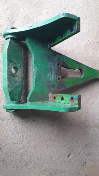 Enganche tipo trailla John Deere