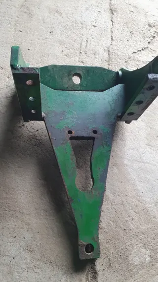 Enganche tipo trailla John Deere