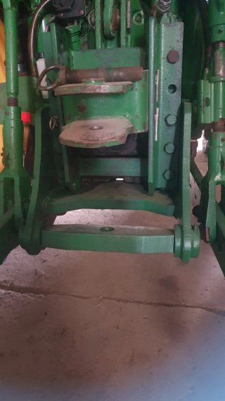 Enganche tipo trailla John Deere