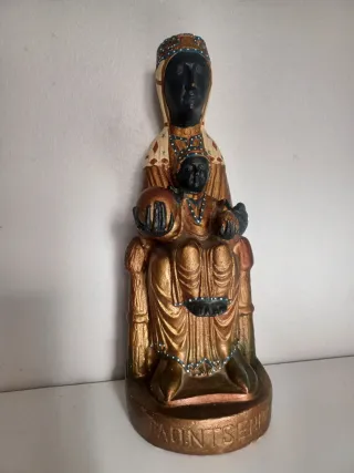 Antigua Virgen de Montserrat La Moreneta,escayola