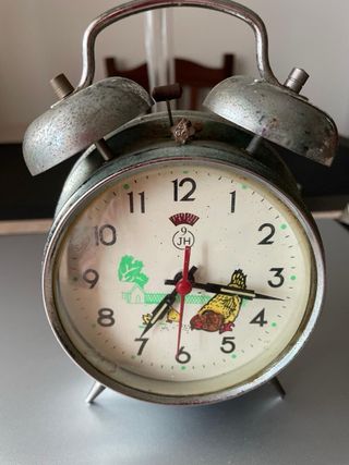 Sveglia vintage a doppio martello
