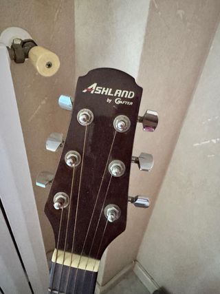 Chitarra Elettroacustica