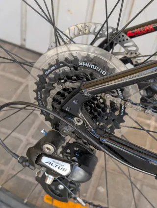 Bicicleta Giant Negra Talla L
