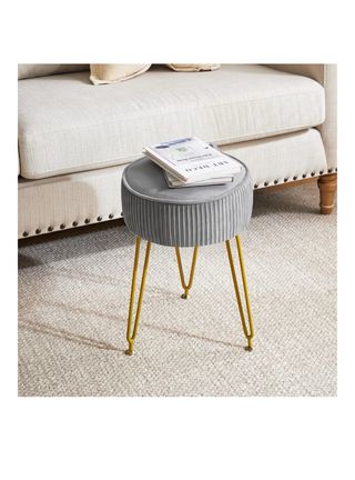NUEVO. Pouf in velluto grigio con piedi dorati