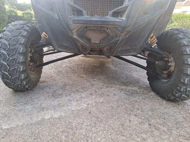 Buggy Polaris RZR 900 4 plazas 2014