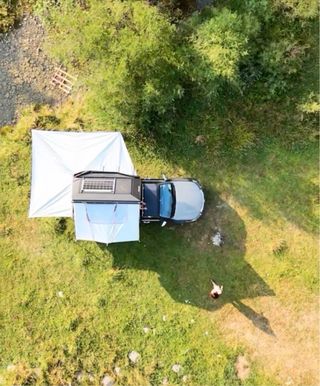 Toyota Hilux 2023 4x4 camper