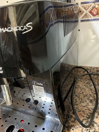 Cafetera DeLonghi Magnifica S Automática