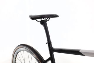 Megamo West AXS 12V (gravel) t.52 Reacondicionada