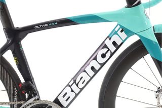 Bianchi Oltre XR4 AXS 12V (carretera) t.48 Reacondicionada