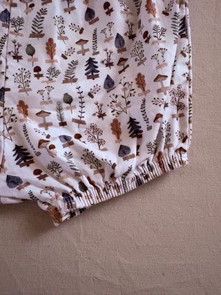 Conjunto infantil estampado bosque