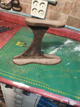 Yunque zapatero forjado antiguo 30cm