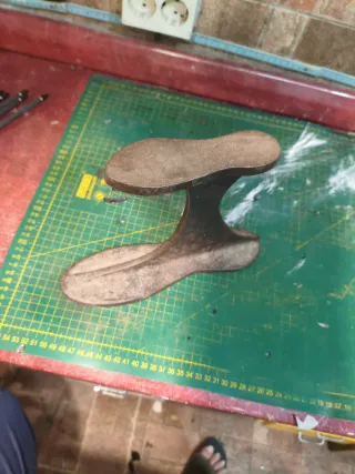 Yunque zapatero forjado antiguo 30cm