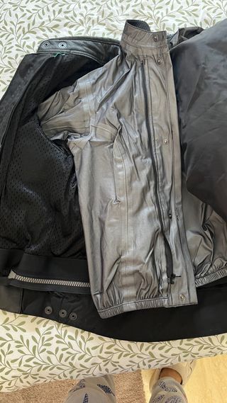 Chaqueta Moto Revit Negra 4 estaciones mujer