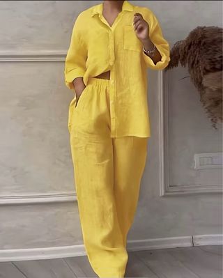 Conjunto elegante amarillo