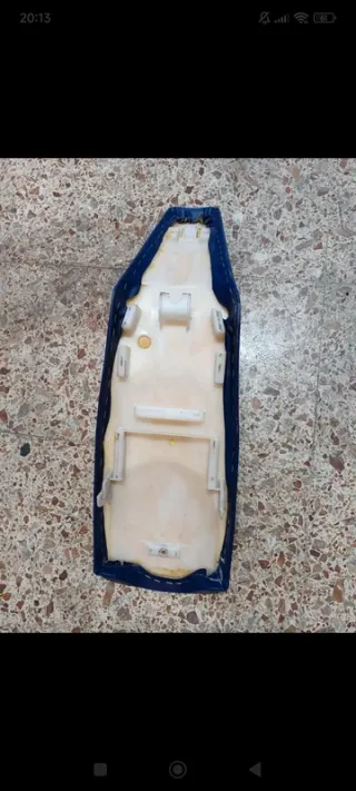 Asiento Yamaha DT 200