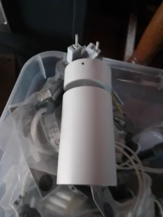 4 Aros de Foco Style. 11 focos blancos. Bombillas