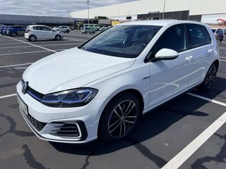 Volkswagen Golf GTE 245CV