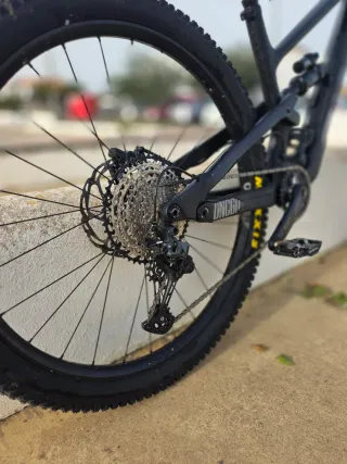 YT Jeffsy Carbono mtb 29 trail