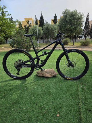 YT Jeffsy Carbono mtb 29 trail