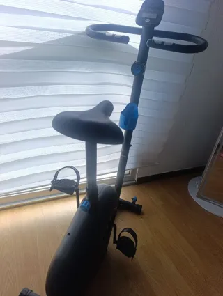 Bicicleta Estática Negra