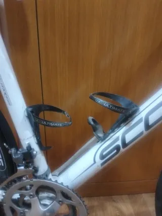 Bicicleta Scott Addict R4 Carbono