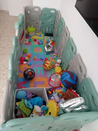 Parque infantil con diseño de rana