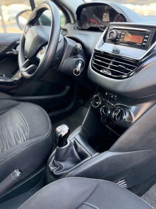 Peugeot 208 2013 Impecable !!
