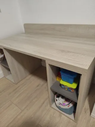 Cama infantil con cajones y escritorio a conjunto