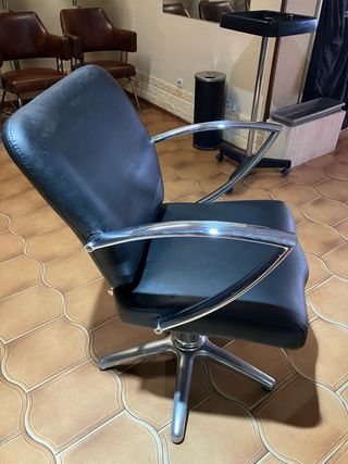 Sillón de peluquería, giratorio y regulable altura