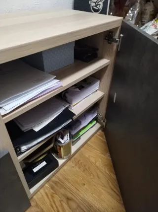 Mueble TV sala gris y beige