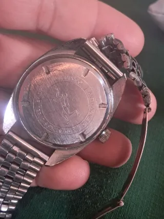 Reloj Aoltiq 17 Rubis Antimagnético fonciona