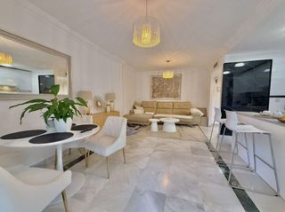Piso en venta en Nueva Andalucía centro en Marbella