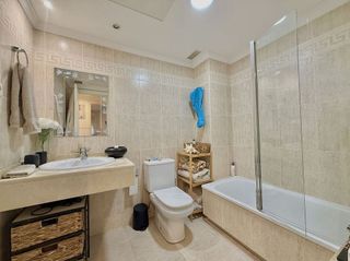 Piso en venta en Nueva Andalucía centro en Marbella