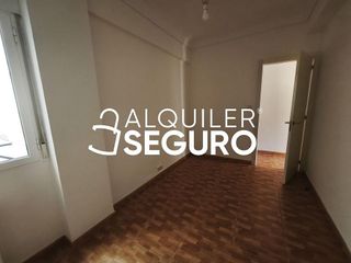 Piso en alquiler en Paseo Constitución - Las Damas en Zaragoza