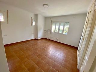 Casa pareada en alquiler en Ctra Sanlúcar-Zona Cuatro Pinos en Puerto de Santa María (El)