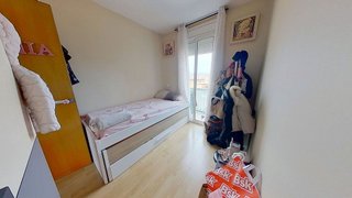 Piso en venta en Creu de Barberà en Sabadell