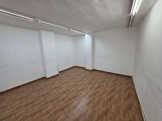 Local comercial en alquiler en San Cristóbal de La Laguna - La Vega - San Lázaro en San Cristóbal de La Laguna