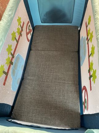 Cuna de viaje infantil