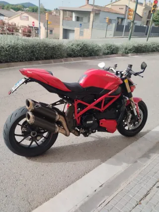 Ducati streetfighter 848