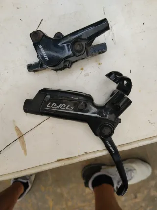 Frenos SRAM Level T