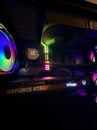 PC Gaming RTX 5070Ti 16GB Ryzen 7 7800X3D