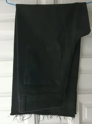 Pantalones anchos verde y negro