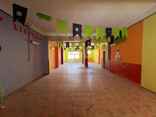 Local comercial en venta en Parque de la Bombilla-Pla de Rascanya en Llíria