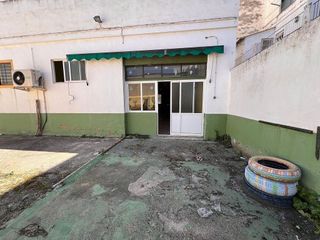 Local comercial en venta en Parque de la Bombilla-Pla de Rascanya en Llíria