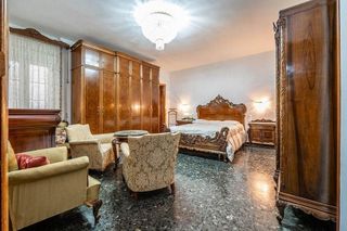 Piso en venta en Centro - Sagrario en Granada