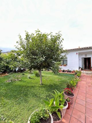 Chalet en venta en Vilobi d´Onyar